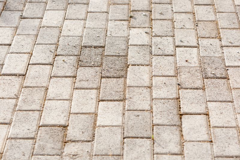 How Paver Driveways Handle Heavy Vehicle Traffic